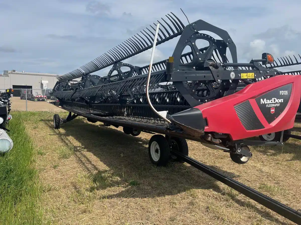 Gallery image 1 for Used 2021 MacDon FD135 Header - Draper