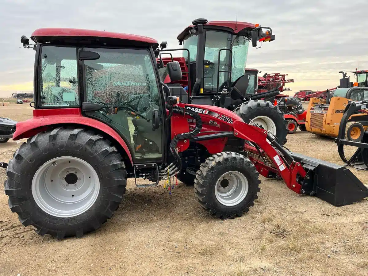 Gallery image 1 for New 2024 Case IH FARMALL 55C Tractor