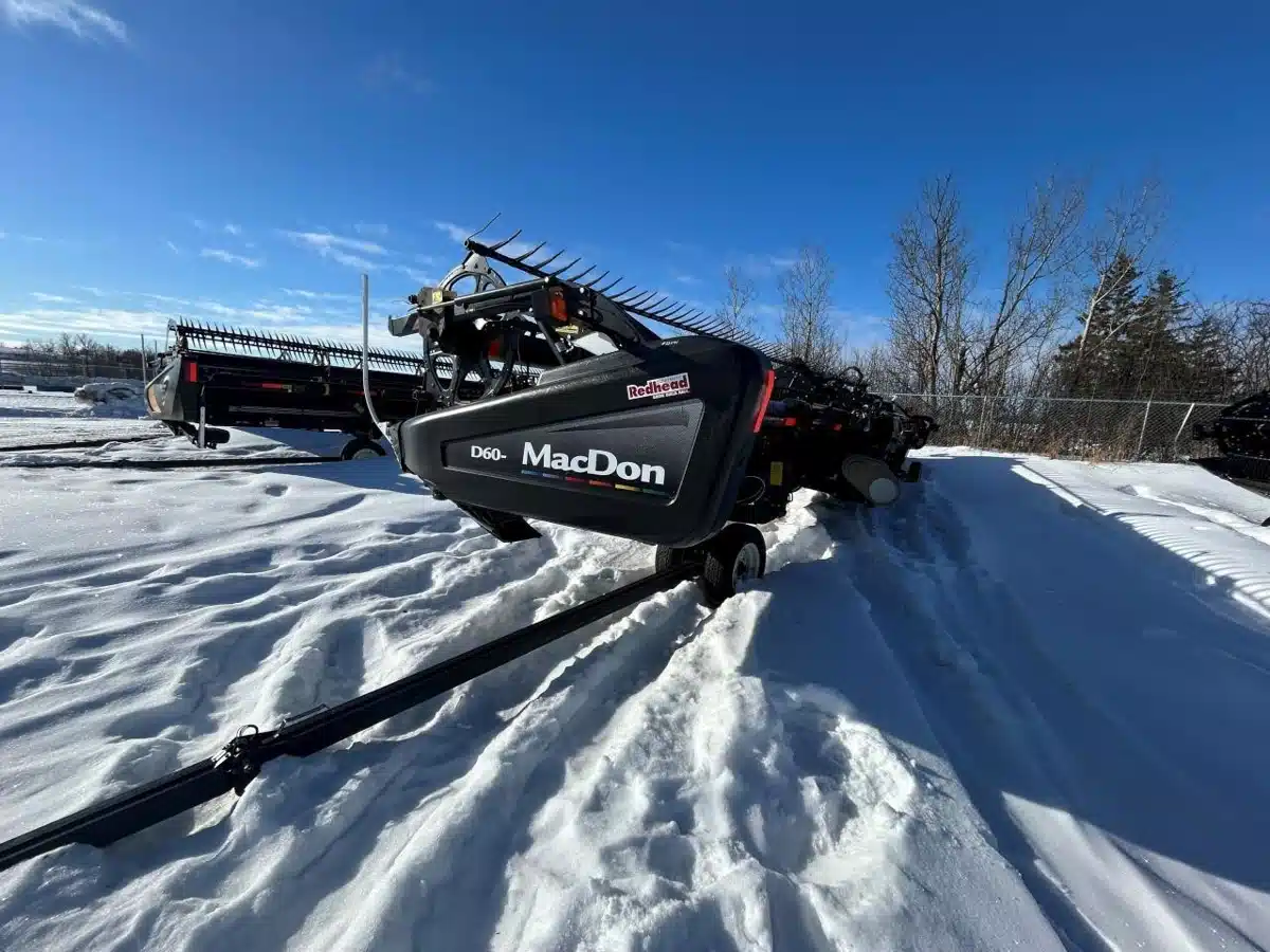 Gallery image 1 for Used 2012 MacDon D60 Header - Flex