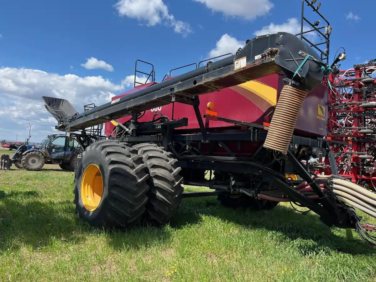 Gallery image 2 for Used 2016 Seed Hawk 8412 Air Seeder
