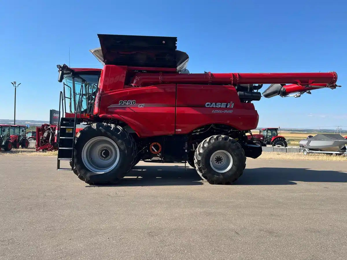 Gallery image 1 for Used 2023 Case IH 9250 Combine