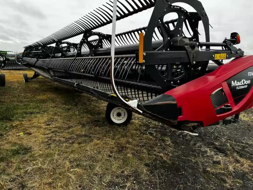 Gallery image 1 for Used 2020 MacDon FD75 Header - Flex Draper