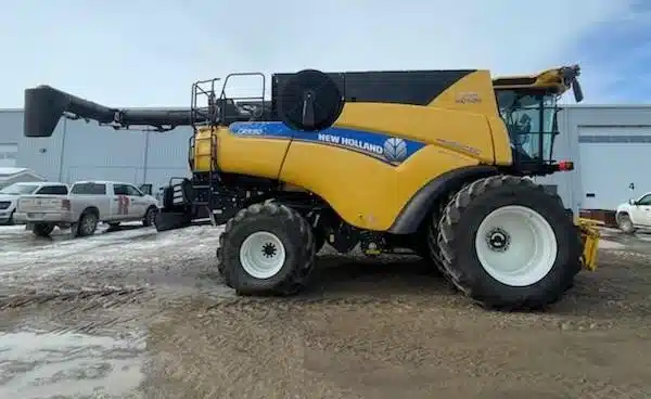 Gallery image 2 for 2021 New Holland CR9.90 Combine