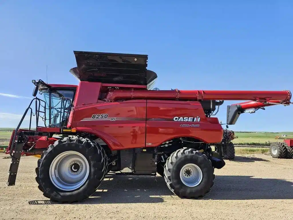 Gallery image 2 for Used 2024 Case IH 8250 Combine