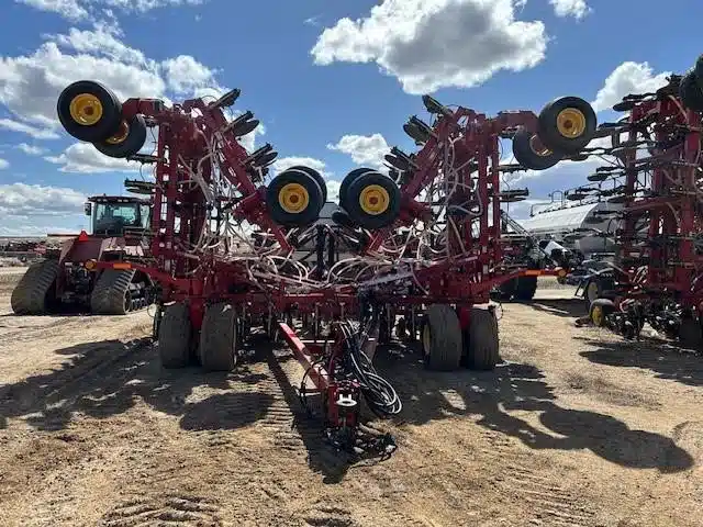 Gallery image 1 for Used 2015 Bourgault 3320-66 Air Seeder