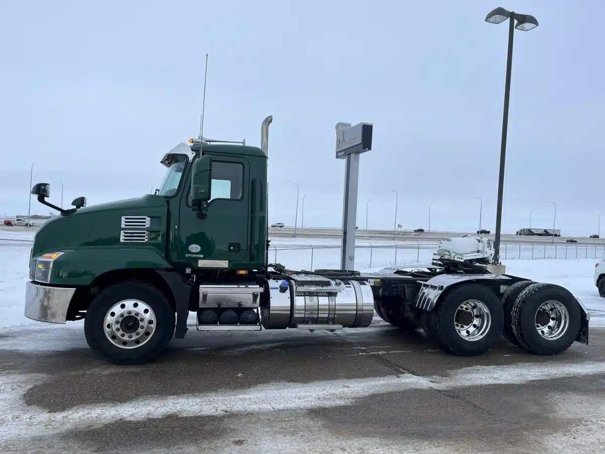 Gallery image 2 for 2020 Mack ANTHEM 64T Semi-Truck