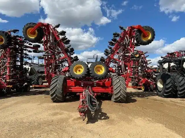 Gallery image 1 for Used 2015 Bourgault 3320-86 Air Drill