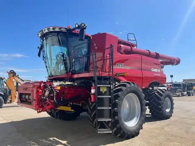 Gallery image 1 for Used 2024 Case IH 9250 Combine