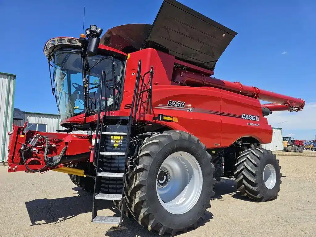 Gallery image 1 for Used 2024 Case IH 8250 Combine