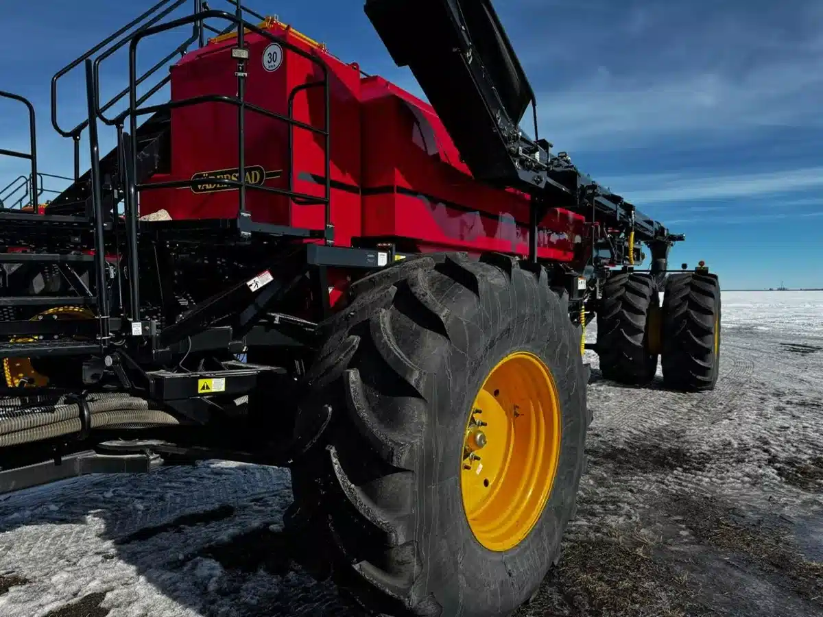 Gallery image 2 for Used 2023 Seed Hawk 8412 Air Seeder