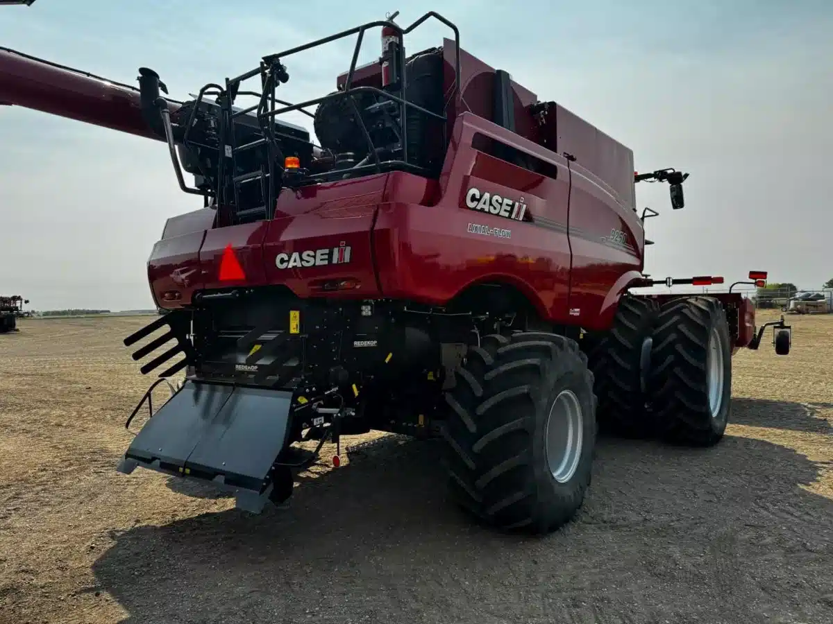 Gallery image 2 for Used 2024 Case IH 9250 Combine