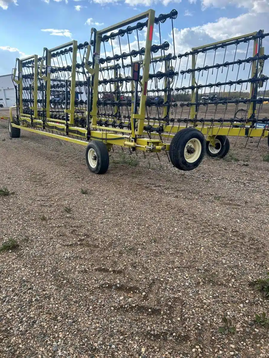 Gallery image 2 for Used 2017 Degelman SM7000 Row Crop Tillage