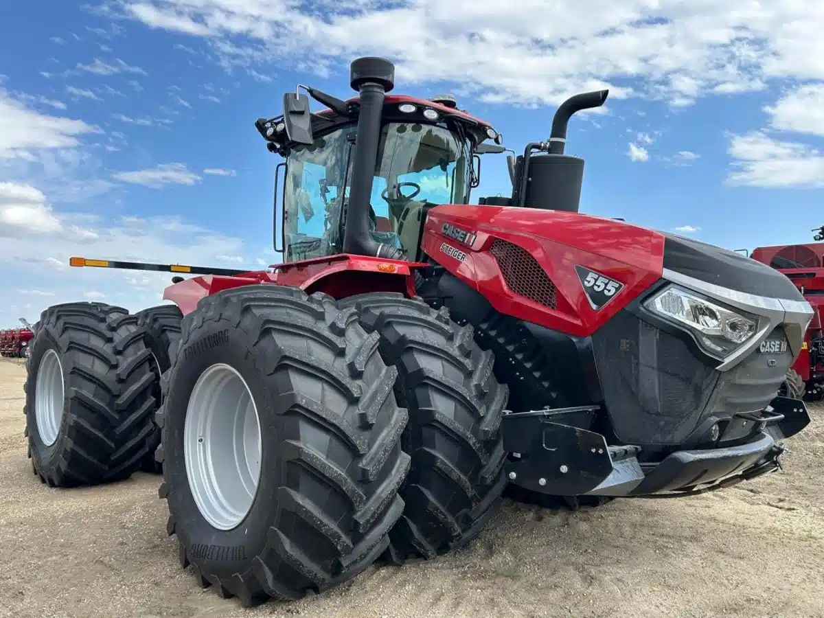Gallery image 1 for New 2025 Case IH STEIGER 555 Tractor