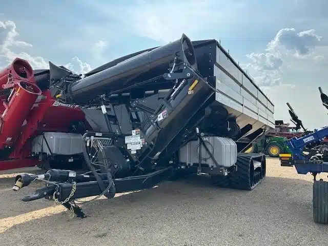 Gallery image 1 for New 2025 Brent 2598 Grain Cart