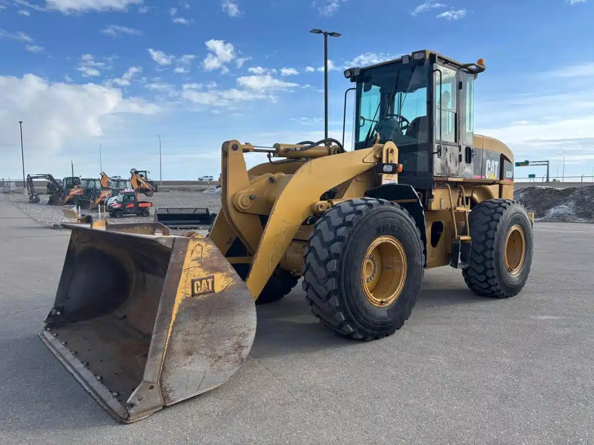 Gallery image 2 for Used 1998 Caterpillar 928G Wheel Loader