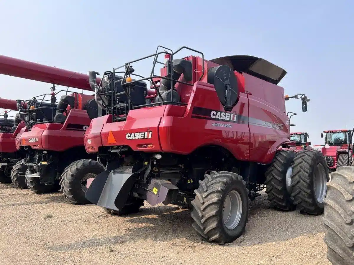 Gallery image 1 for Used 2013 Case IH 8230 Combine