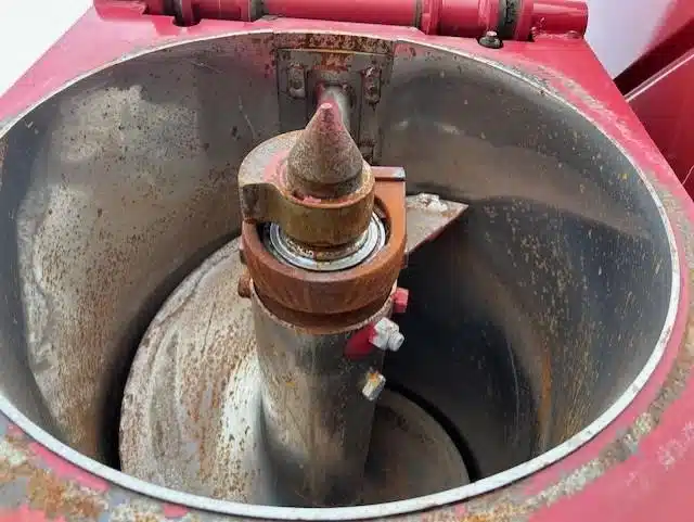 Gallery image 2 for Used 2013 Brent 2098 Grain Cart