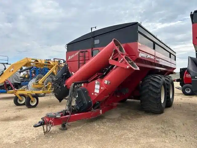 Gallery image 1 for Used 2013 Brent 2098 Grain Cart
