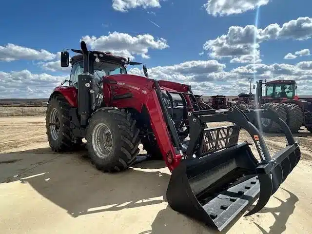 Gallery image 1 for Used 2024 Case IH MAGNUM 220 Tractor