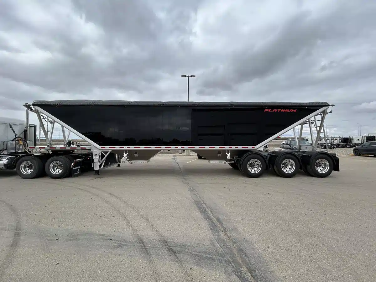 Gallery image 2 for New 2026 PLATINUM TRI AXLE Trailer - Hopper