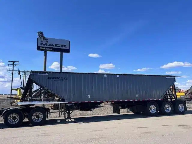 Gallery image 2 for New 2025 HAUL-ALL TRIDEM GRAIN Trailer - Hopper