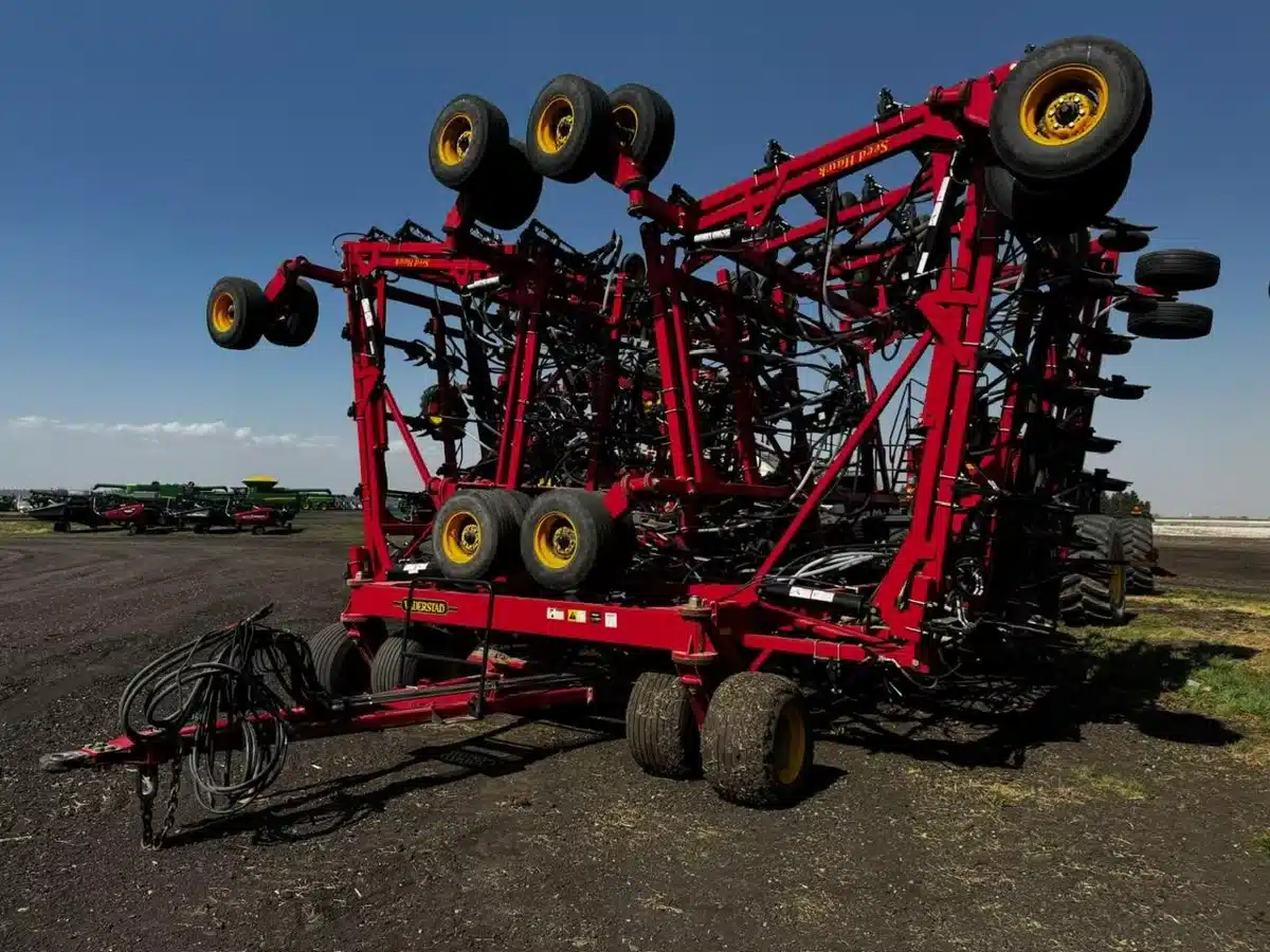 Gallery image 1 for Used 2020 Seed Hawk 8412 Air Seeder