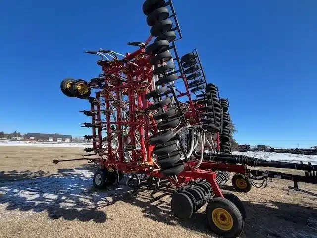Gallery image 1 for Used 2012 Bourgault 5710-60 Air Seeder