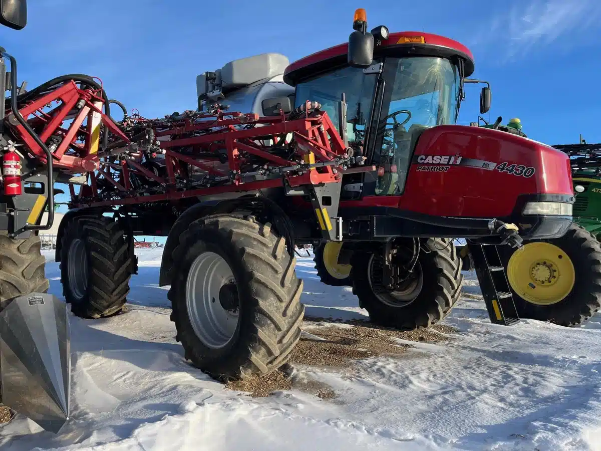 Gallery image 1 for Used 2014 Case IH PATRIOT 4430 Sprayer - Self Propelled