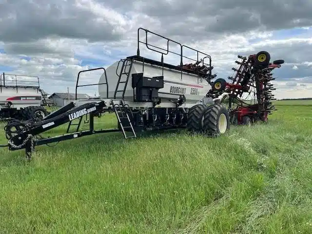 Gallery image 1 for Used 2009 Bourgault 3310-65 Air Seeder