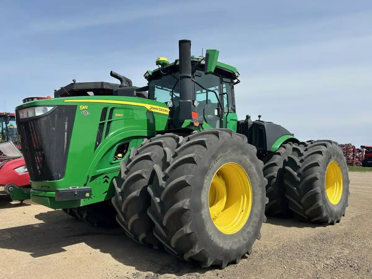 Gallery image 1 for Used 2022 John Deere 9R 540 Tractor