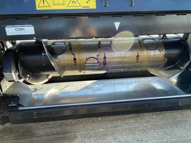 Gallery image 2 for Used 2024 MacDon FD250 Header - Flex