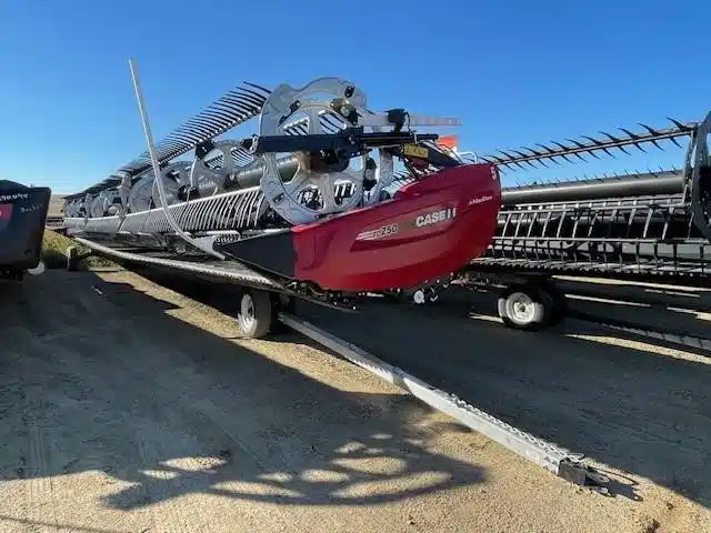 Gallery image 1 for Used 2024 MacDon FD250 Header - Flex