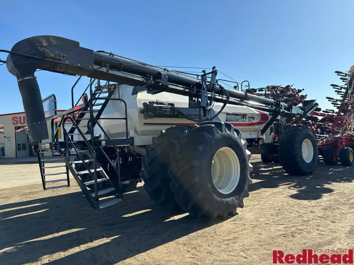 Gallery image 1 for Used 2018 Bourgault 3320-76 Air Drill