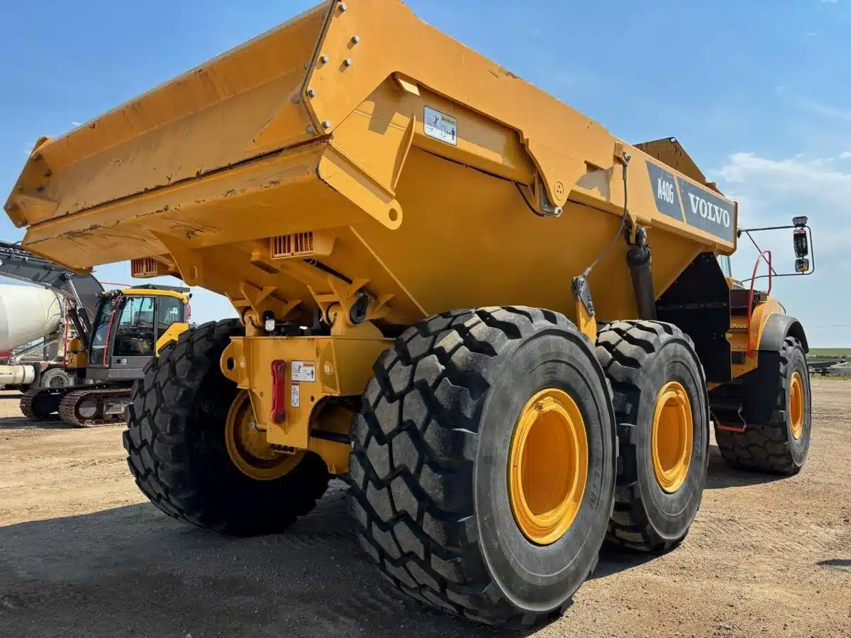 Gallery image 2 for Used 2023 Volvo A40G Vehicle - Other