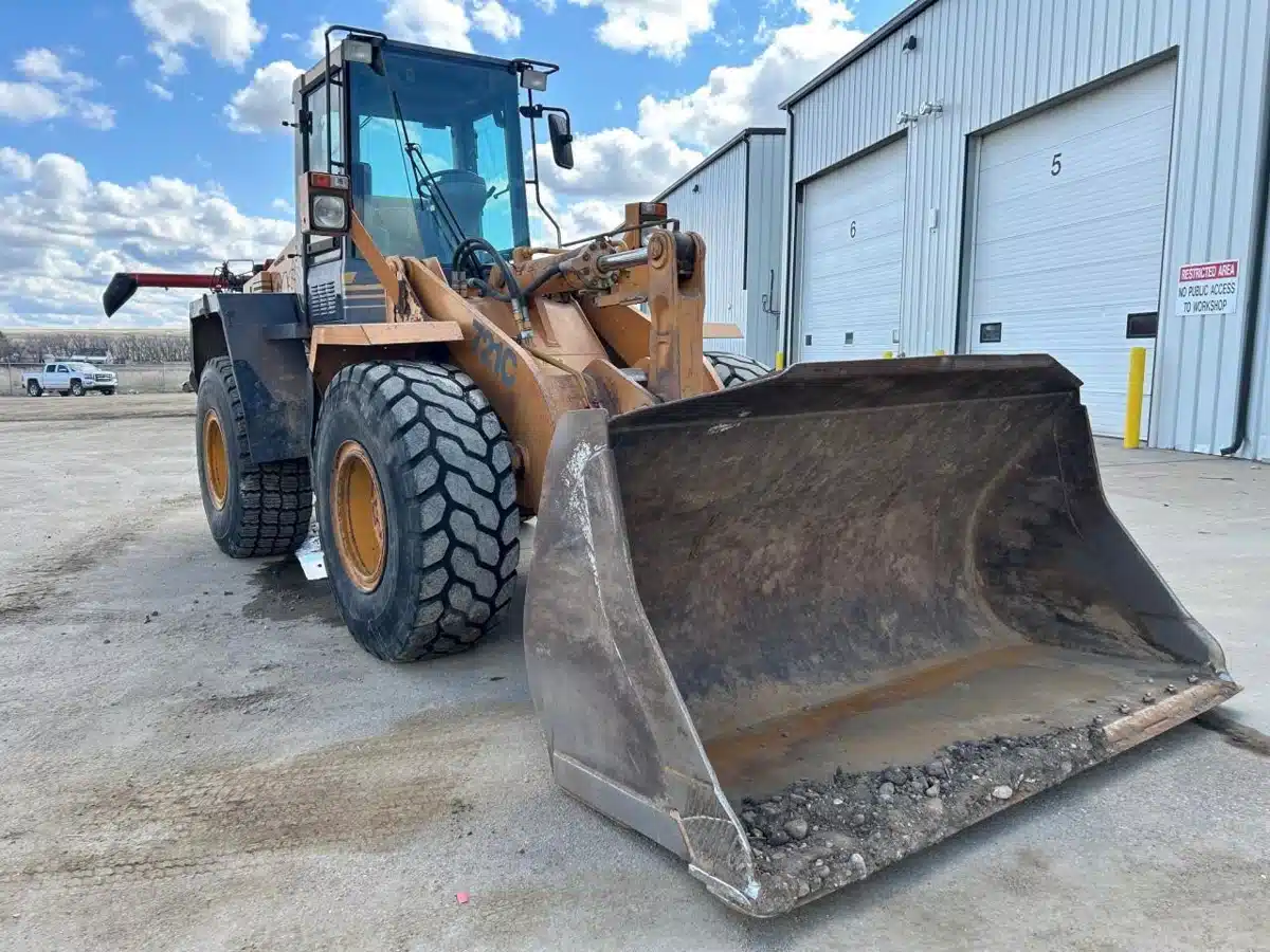 Gallery image 1 for Used 2000 Case IH 721C Wheel Loader