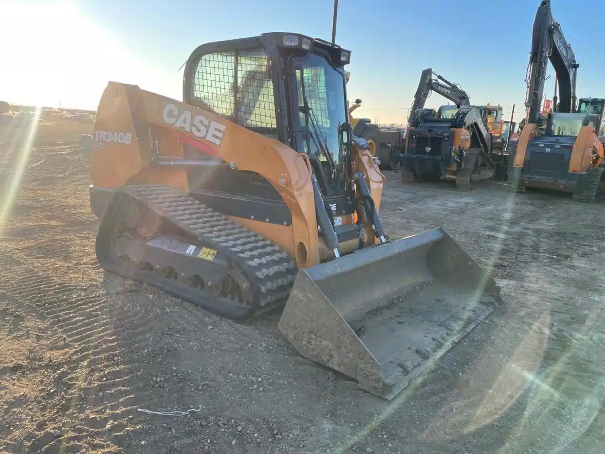 Gallery image 2 for New 2023 Case IH TR340B Skid Steer