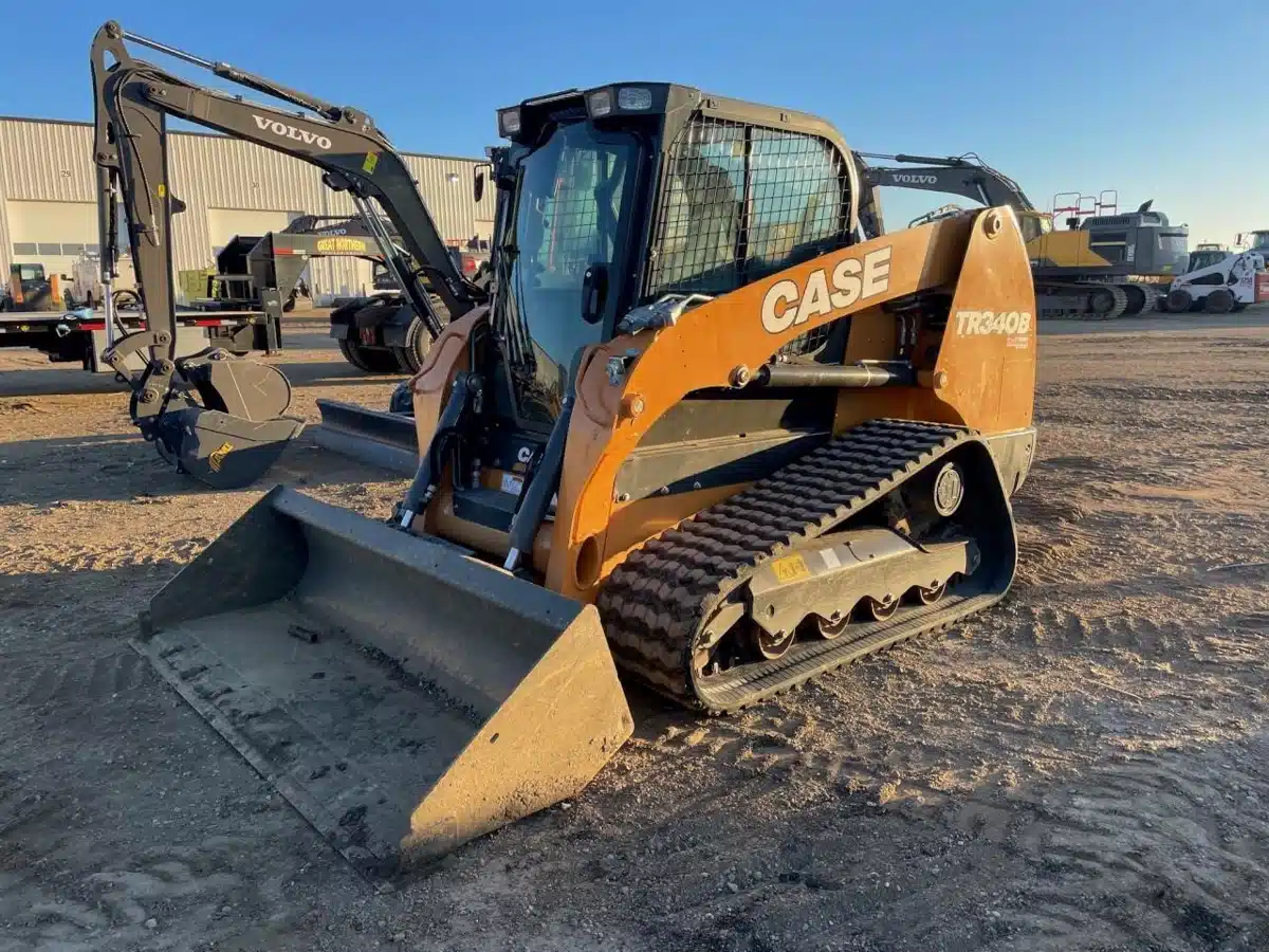 Gallery image 1 for New 2023 Case IH TR340B Skid Steer