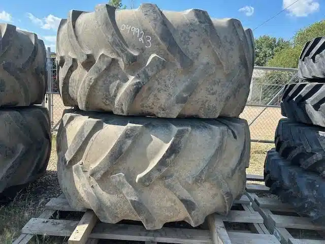 Gallery image 2 for Used 2018 New Holland 800/32 Tires