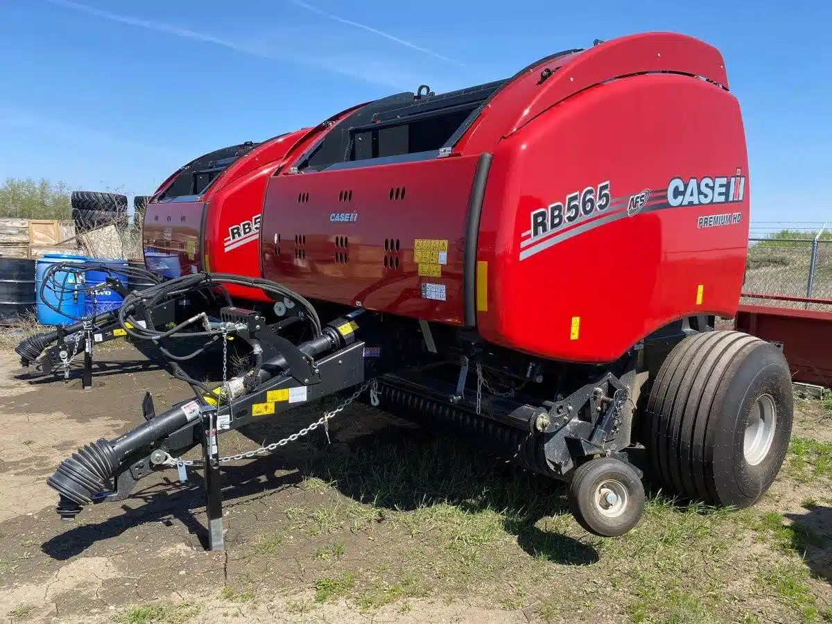 Gallery image 1 for 2025 Case IH RB565 Round Baler