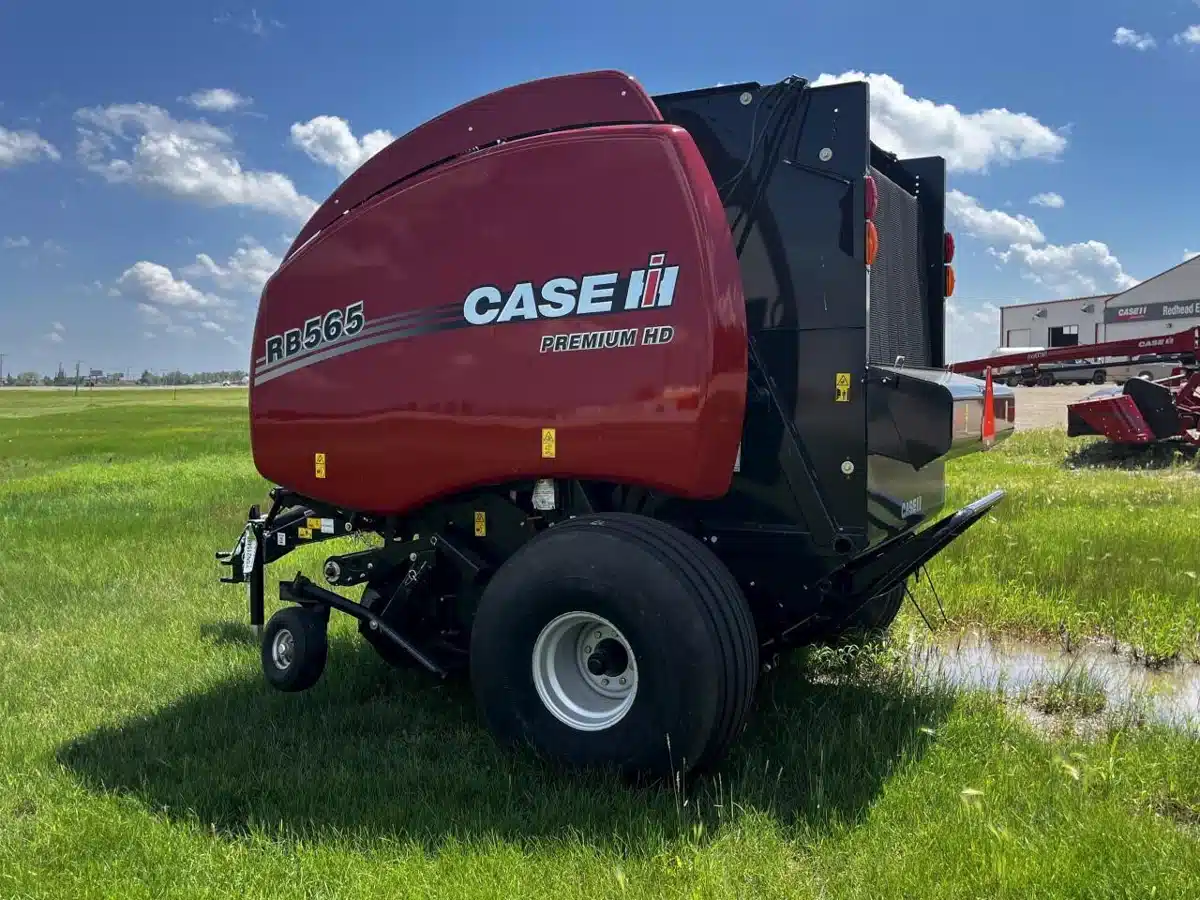 Photo de la Galerie 1 pour 2025 Case IH RB565 Presse à Balle Ronde