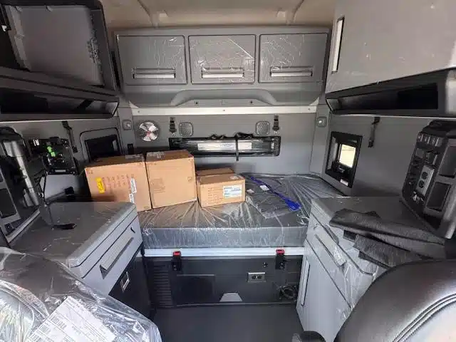 Gallery image 1 for 2025 Case IH RB565 Round Baler