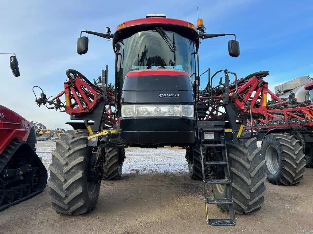 Gallery image 2 for Used 2018 Case IH PATRIOT 4440 Sprayer - Self Propelled
