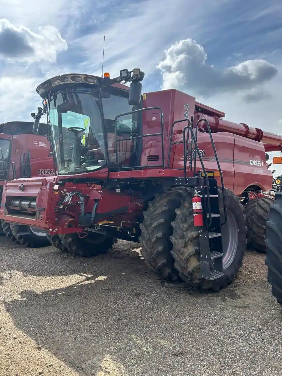 Gallery image 1 for Used 2020 Case IH 9250 Combine