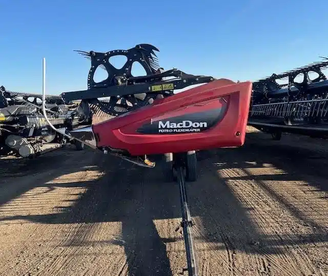 Gallery image 2 for 2015 MacDon FD75 Header - Flex Draper