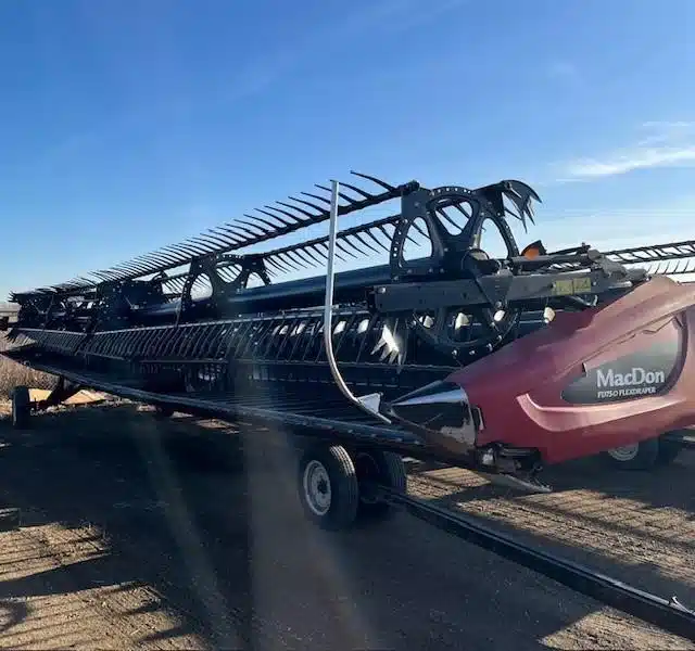 Gallery image 1 for 2015 MacDon FD75 Header - Flex Draper