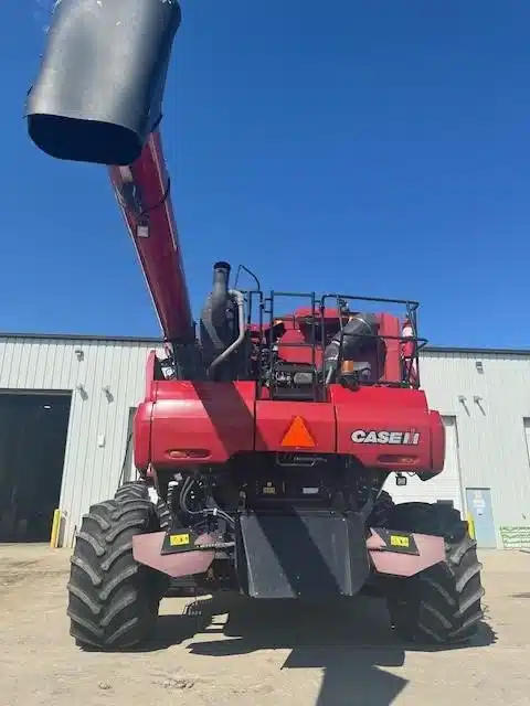 Gallery image 2 for Used 2016 Case IH 8240 Combine