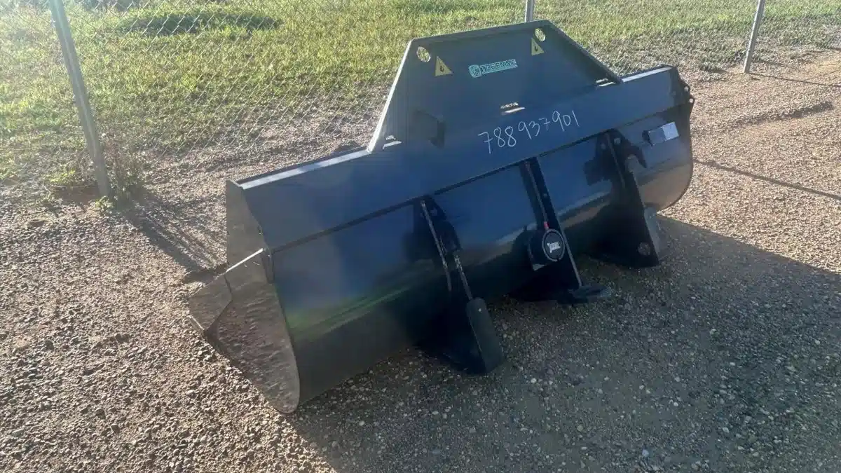 Gallery image 1 for New 2025 Merlo P27.6 TeleHandler