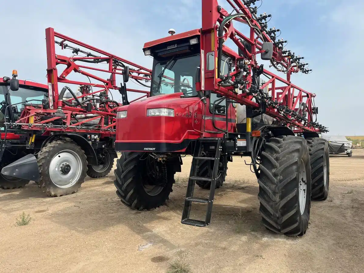 Gallery image 1 for Used 2007 Case IH SPX3310 Sprayer - Self Propelled