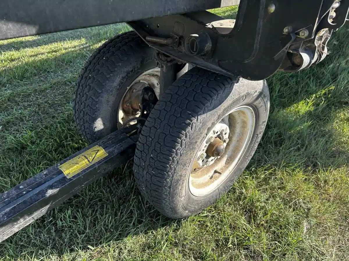 Gallery image 1 for Used 2009 Case IH 2162 Header - Draper
