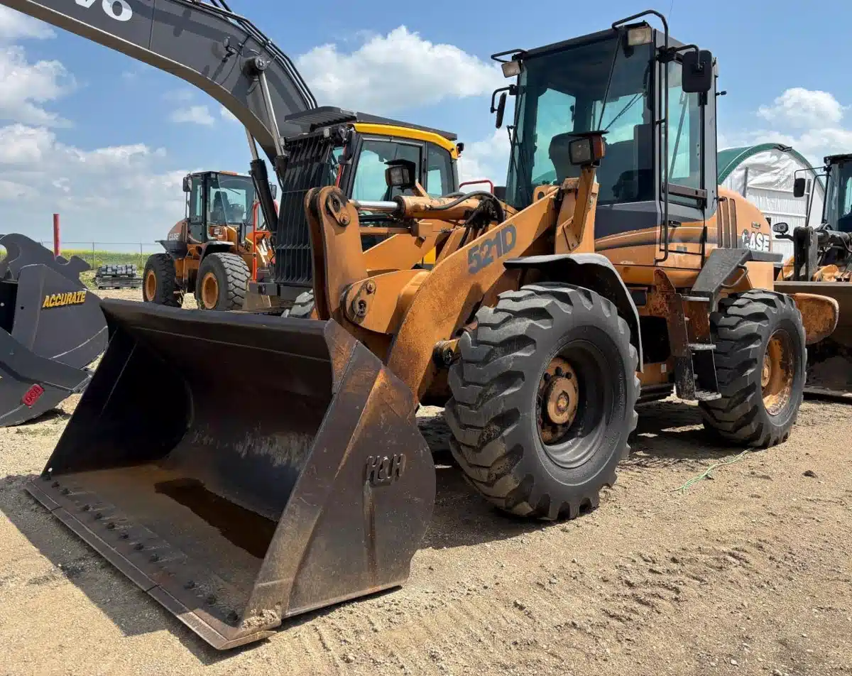 Gallery image 1 for Used 2001 Case IH 521D Wheel Loader